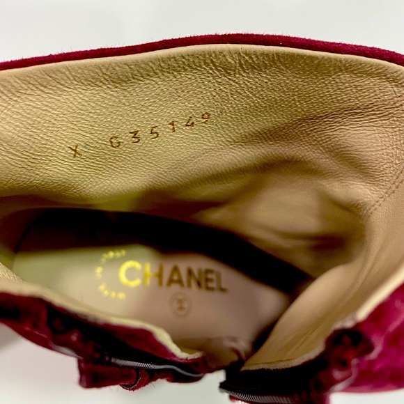 Chanel short boots
Brand New. - Picture 9 of 16